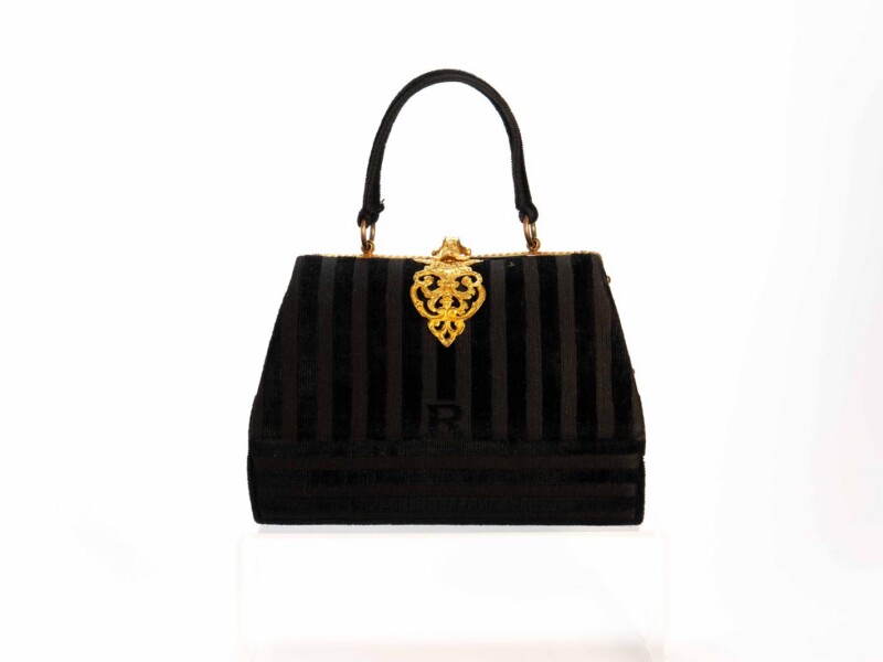 Borsa vintage Roberta di Camerino a Mano in velluto Sovrarizzo Nero a doppia apertura