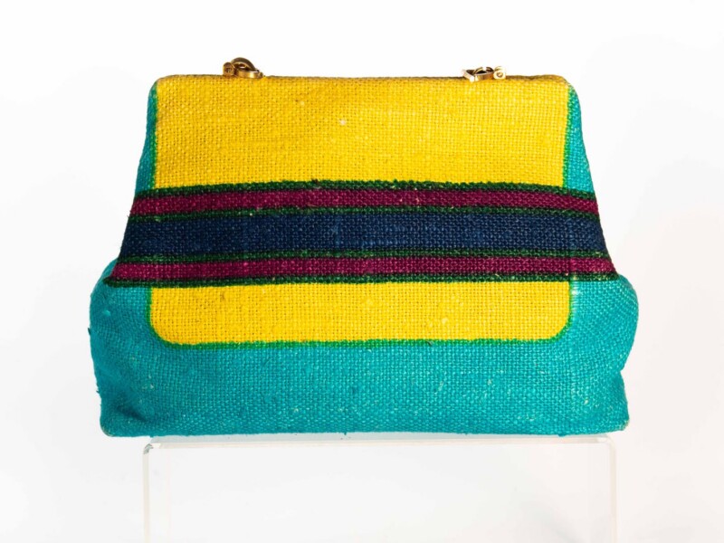 Borsa vintage Roberta di Camerino a Tracolla in metallo in tessuto di Cotone Celeste e Gialla con Cintura Disegnata