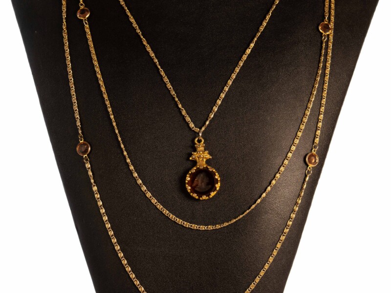 Collana vintage firmata Goldette