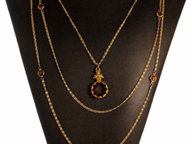 Collana vintage firmata Goldette