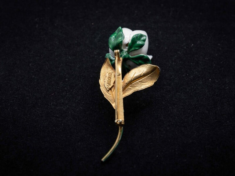 Spilla vintage Sandor Co. a fiore smaltato